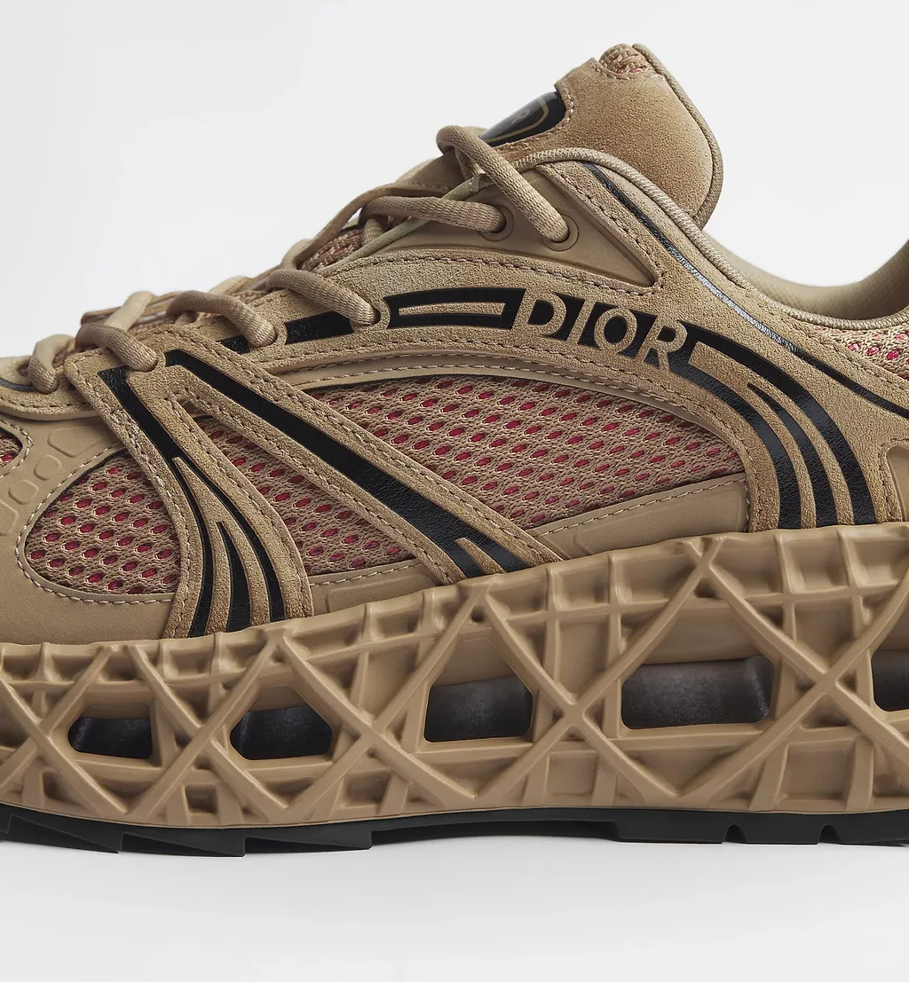 B35 Nxxt Sneaker