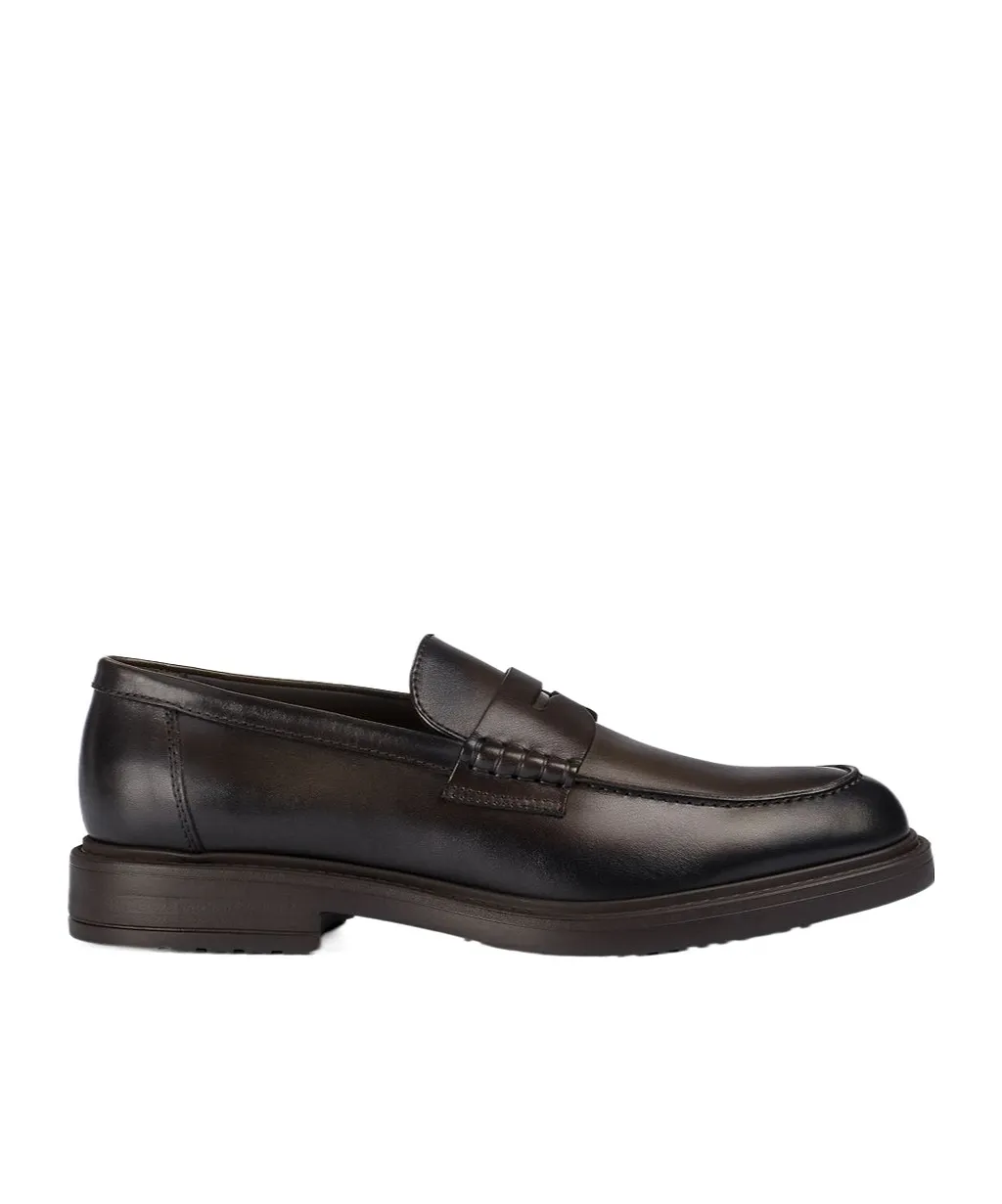 Doucal's Carved Vamp Loafers