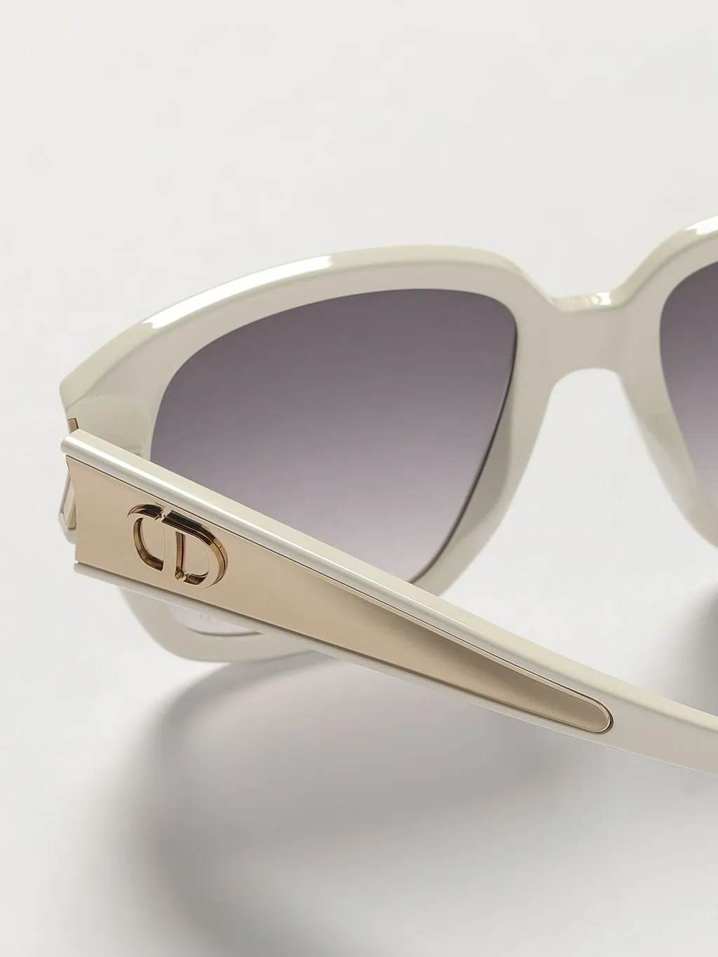Full Frame Sunglasses