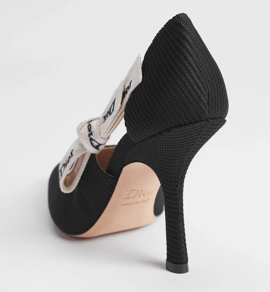 J'adior Pump