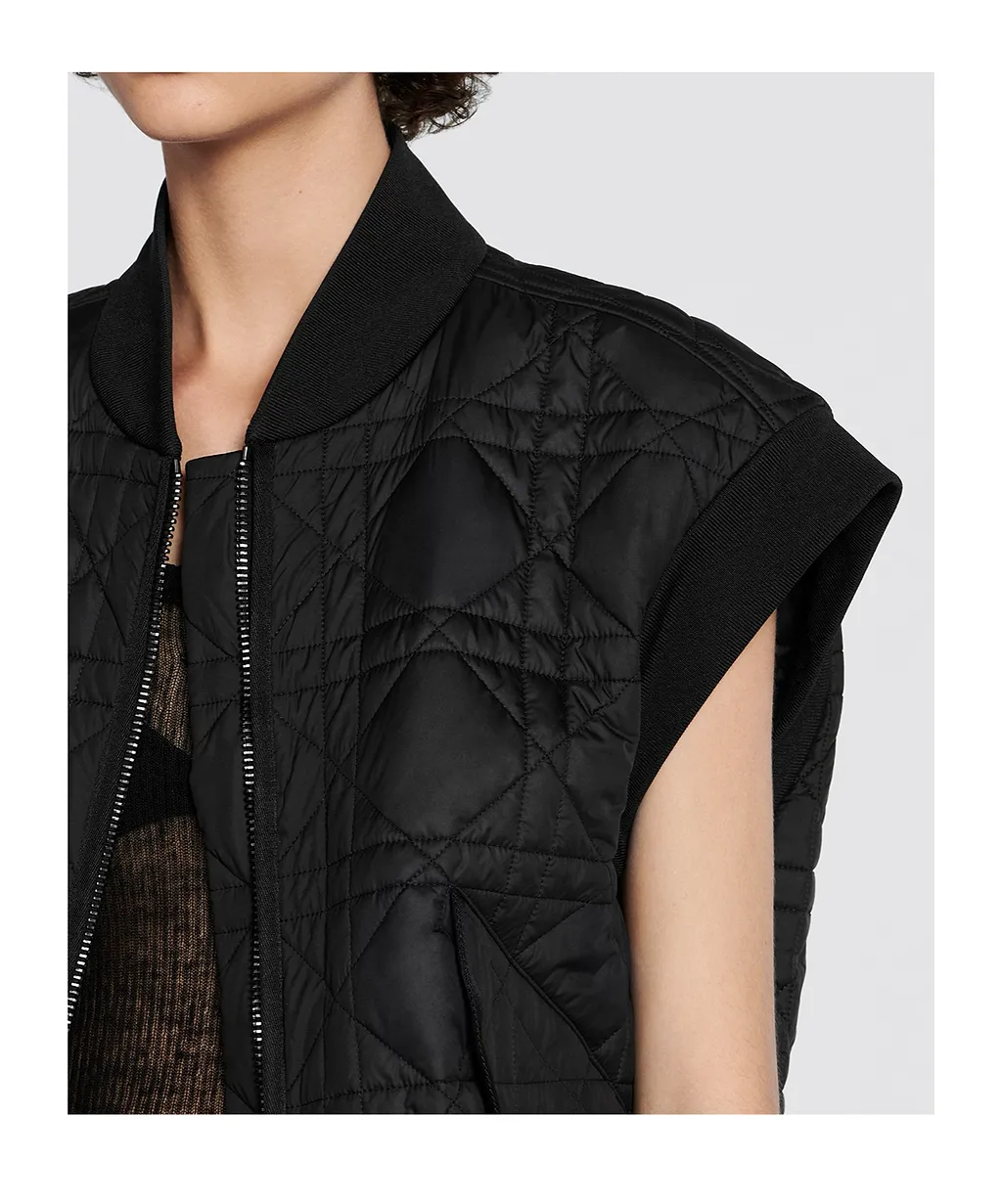 Macrocannage Vest