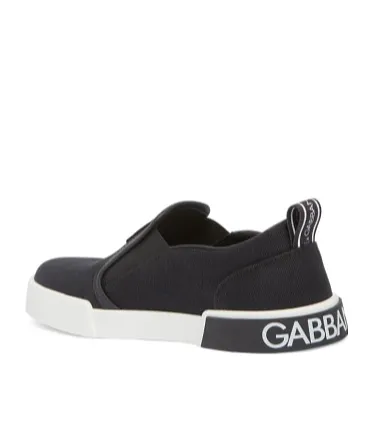 Round Toe Sneakers