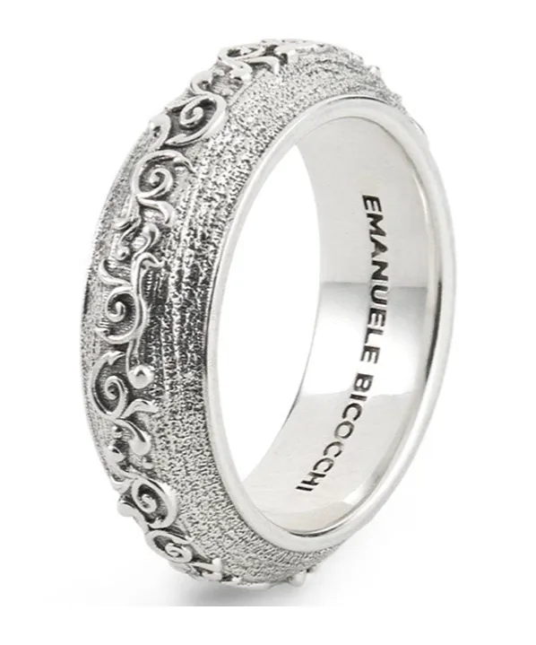 Floral Pattern Ring