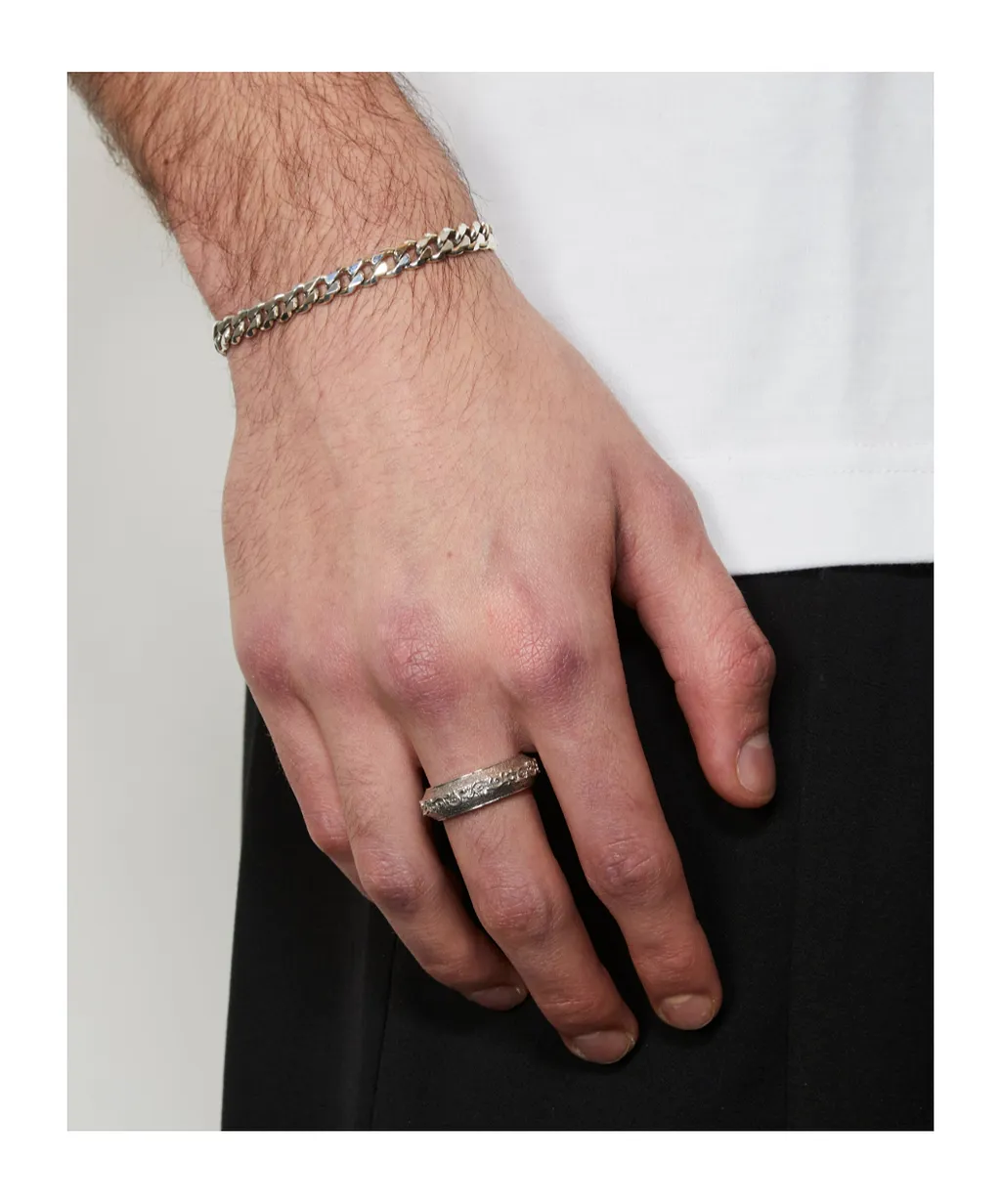 Floral Pattern Ring