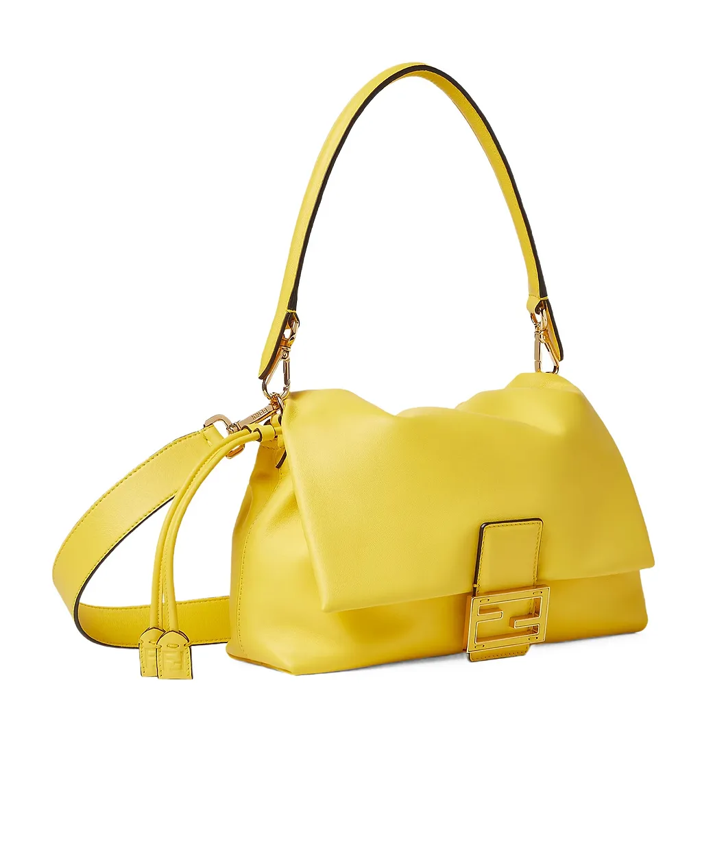 Medium Mamma Baguette Shoulder Bag