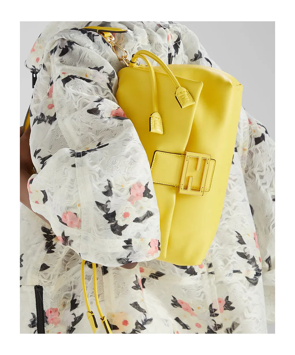 Medium Mamma Baguette Shoulder Bag