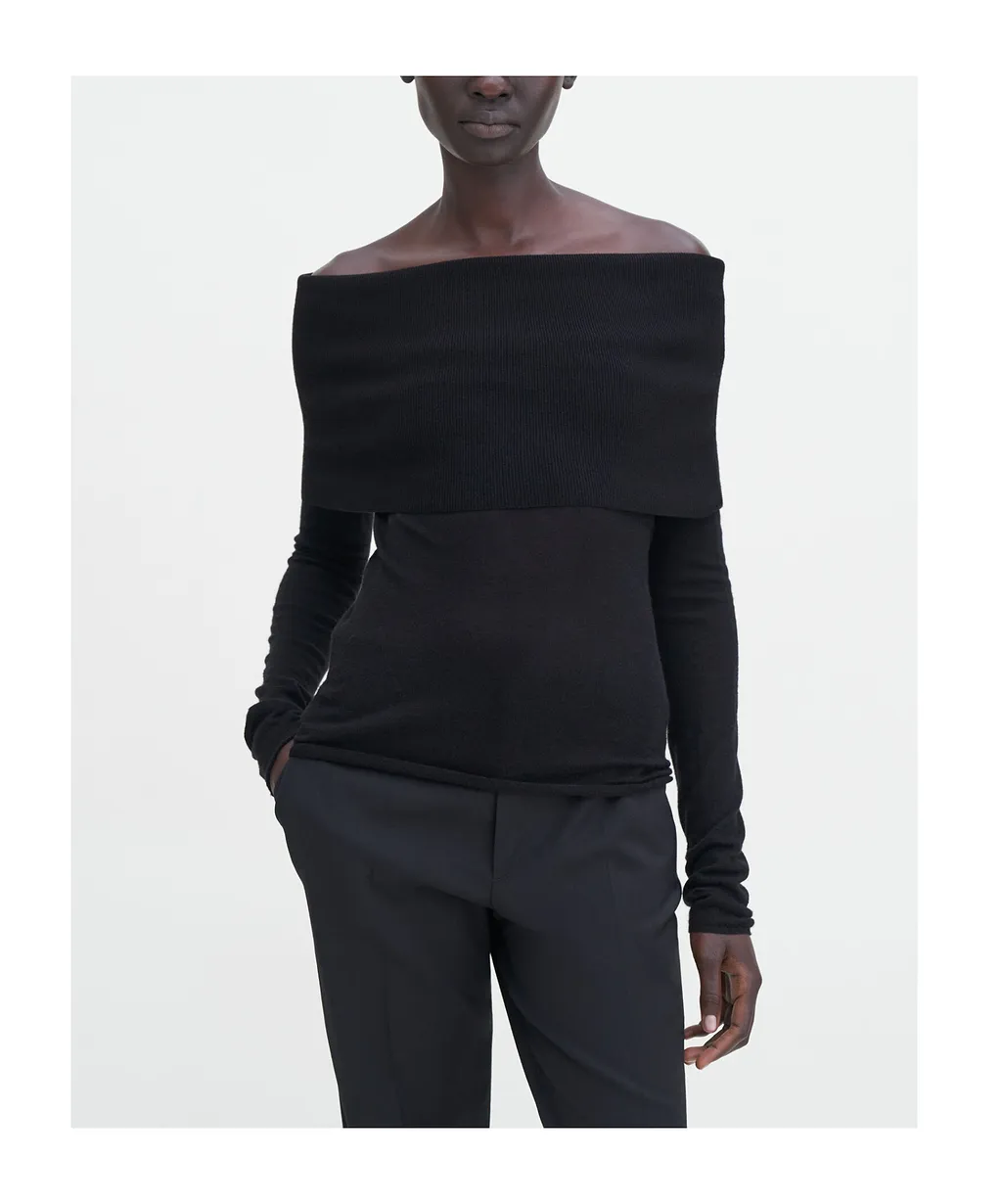 Off-Shoulder Top