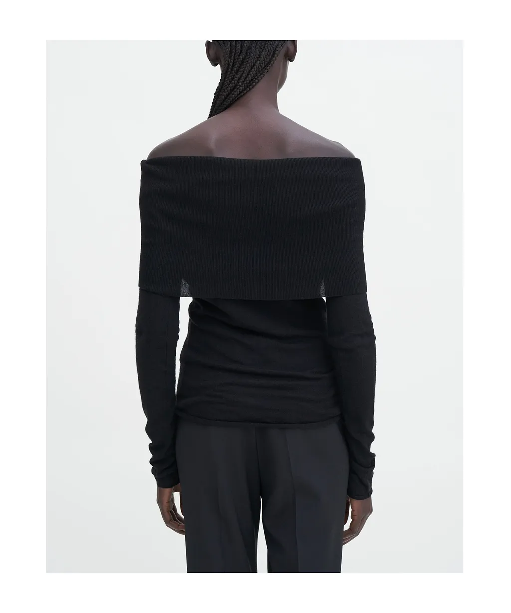 Off-Shoulder Top
