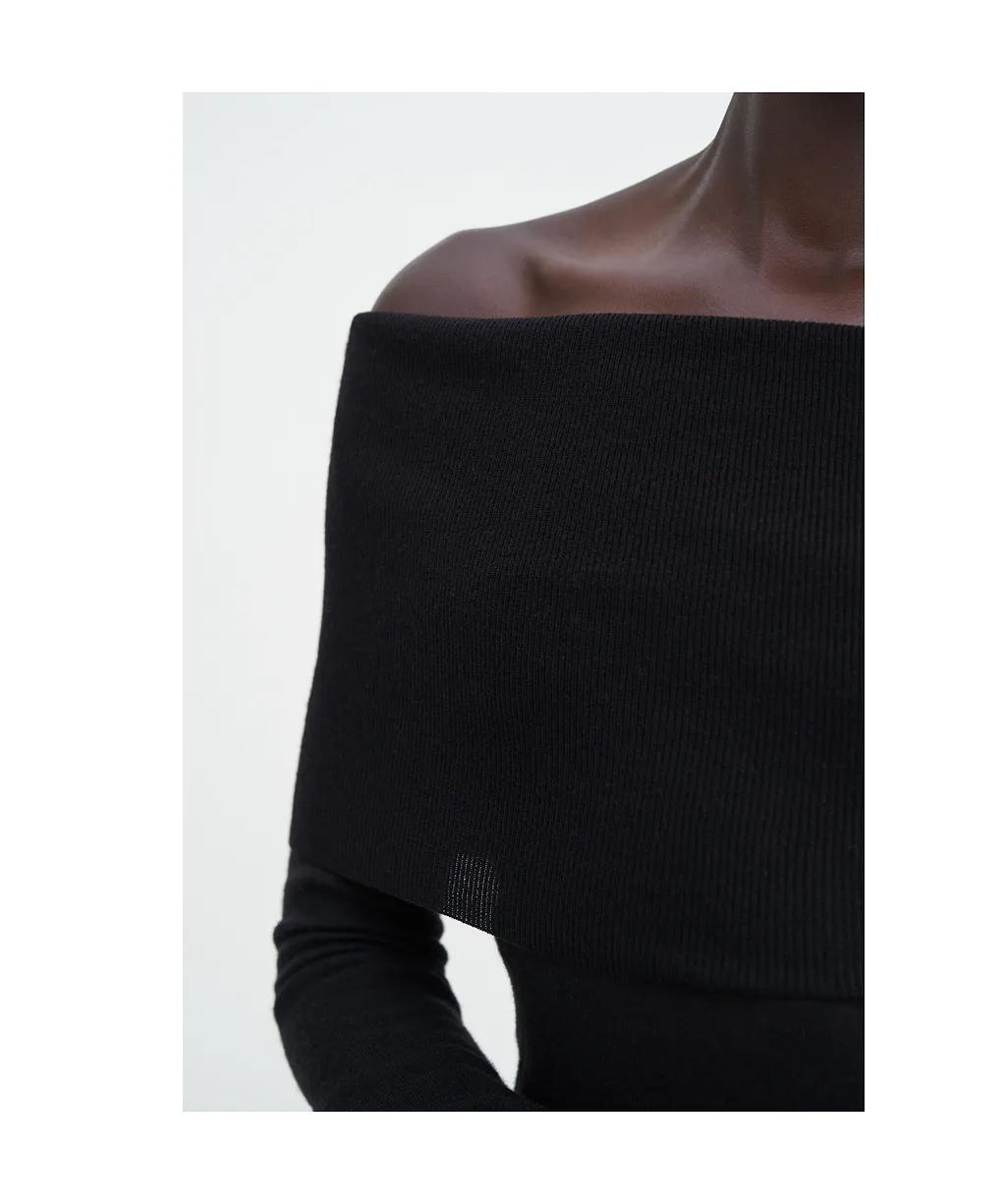 Off-Shoulder Top