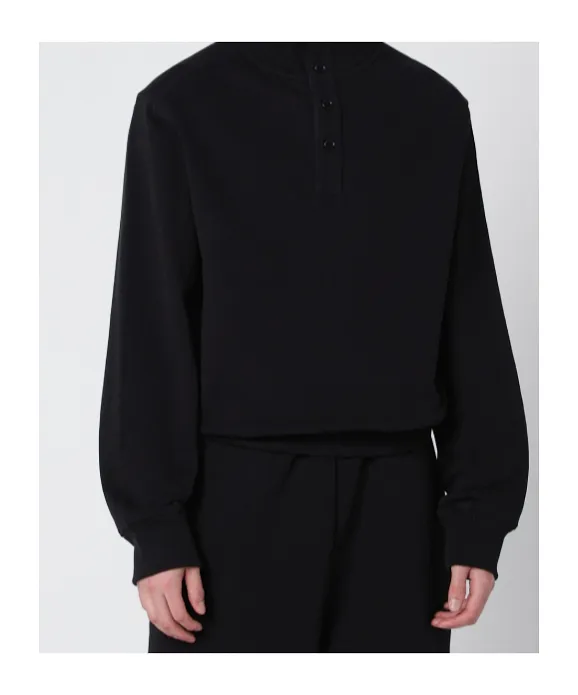 Long-Sleeved Sweatshirt