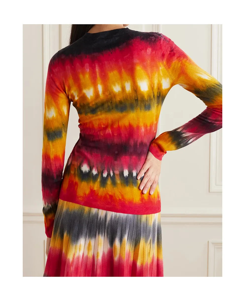 Long-Sleeved Knitwear