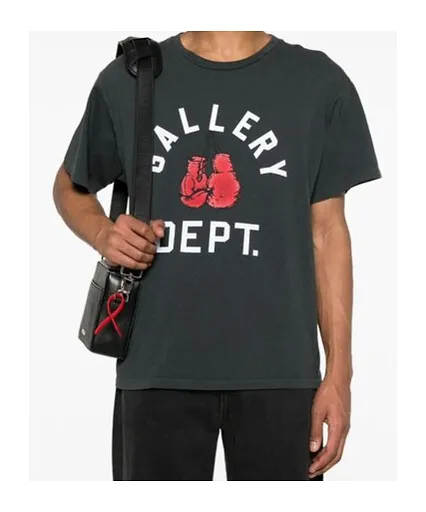Short-Sleeved T-Shirt