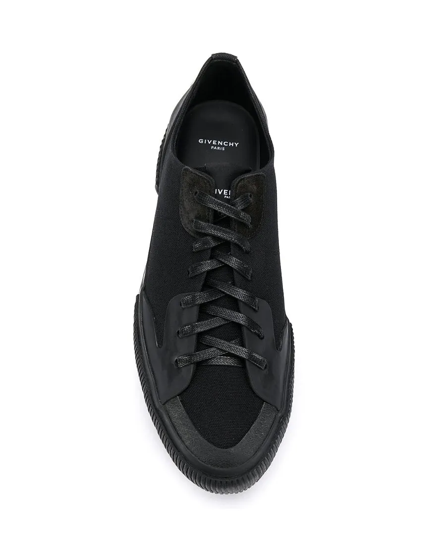 Low-Cut Casual Sneakers