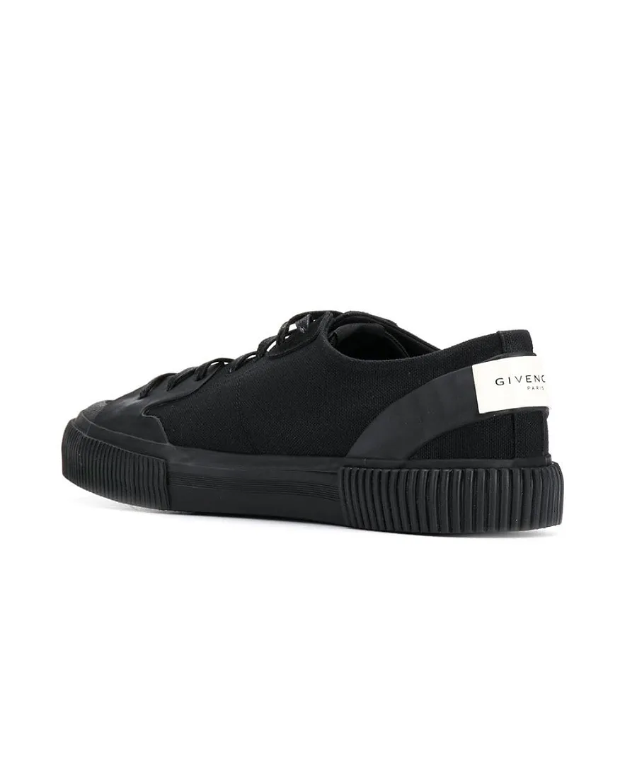 Low-Cut Casual Sneakers