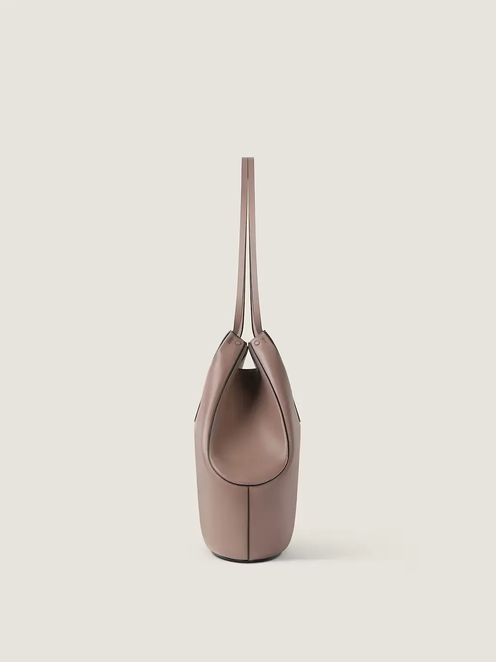 Medium Facet Tote Bag In Grained Leather