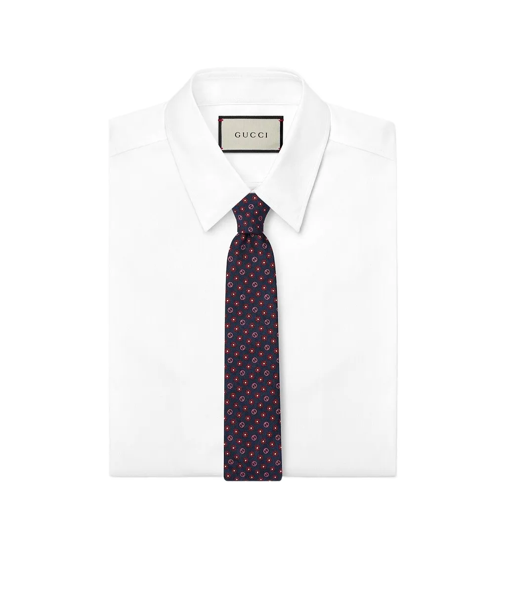 Pointed Tie