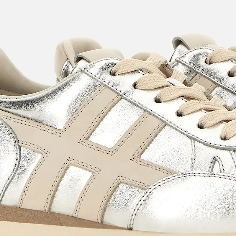 Hogan Logo Detail Low-Top Sneakers