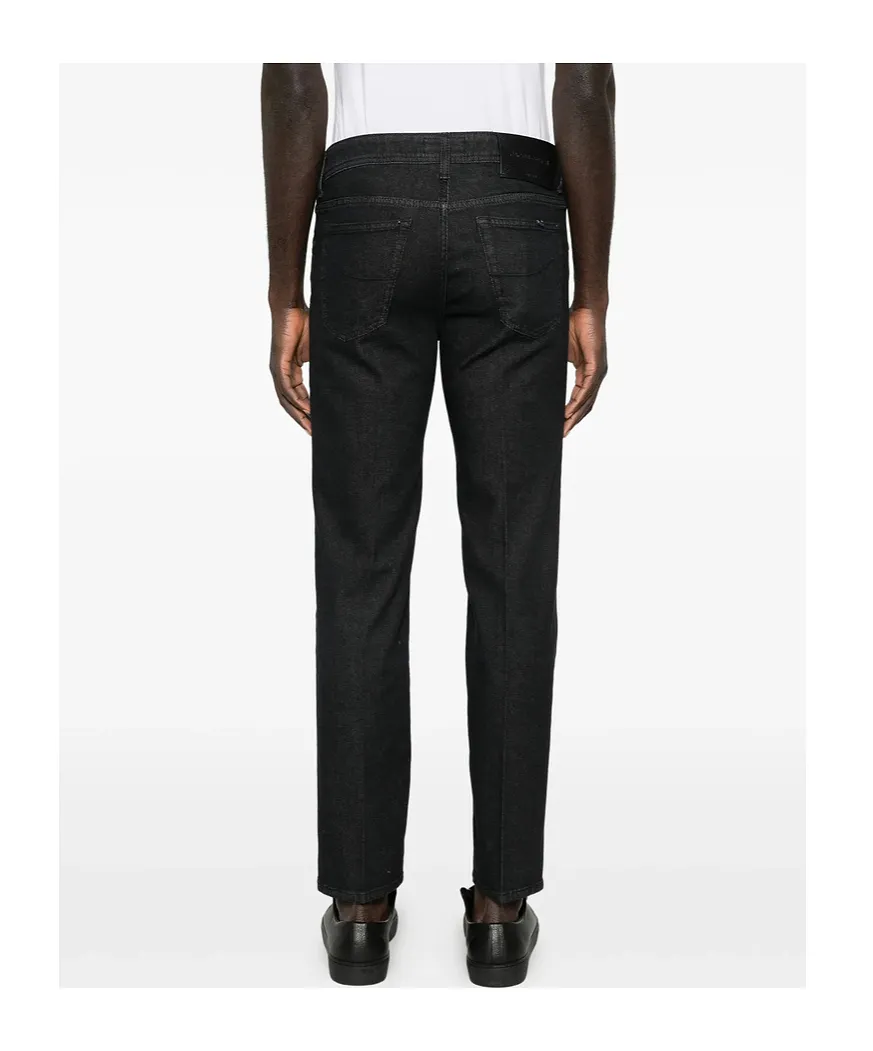 Straight Jeans