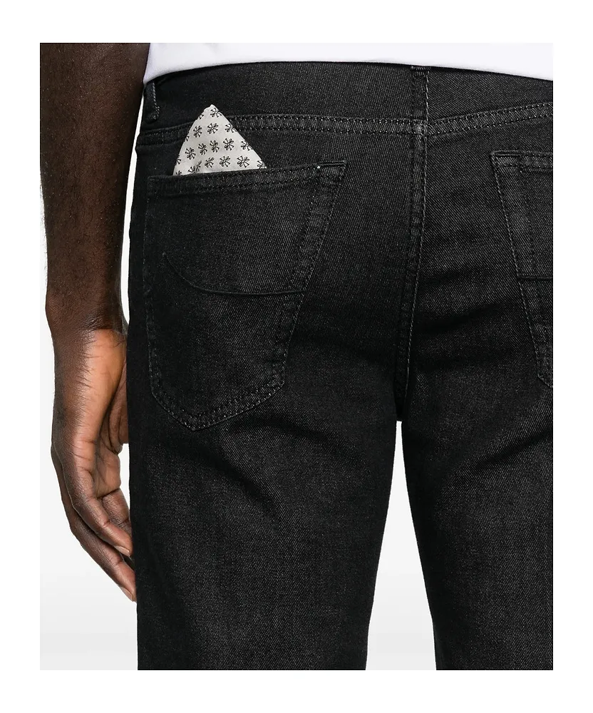 Straight Jeans