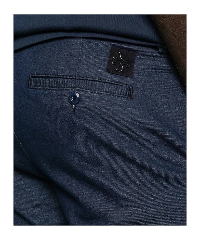 Straight-Leg Jeans