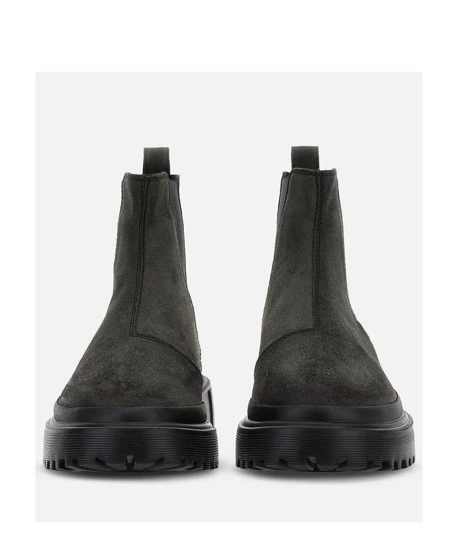 Hogan Chelsea Round-Toe Boots