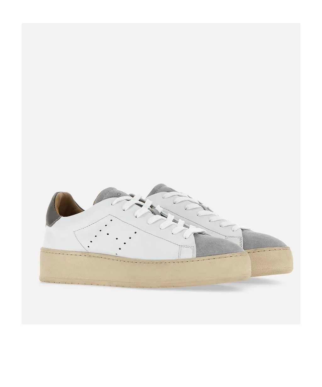 Hogan H672 Round Toe Lace-Up Sneakers