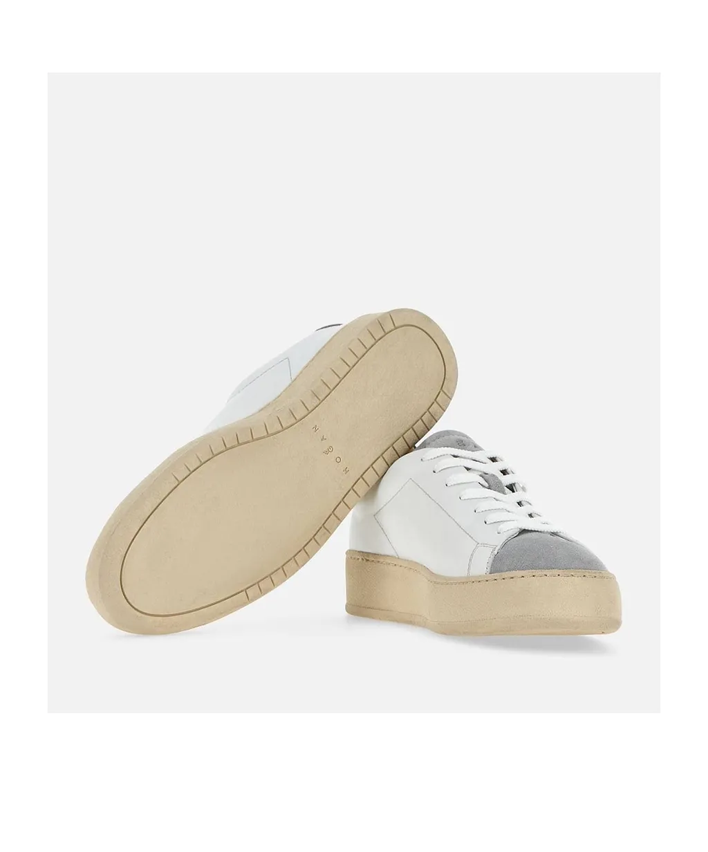 Hogan H672 Round Toe Lace-Up Sneakers