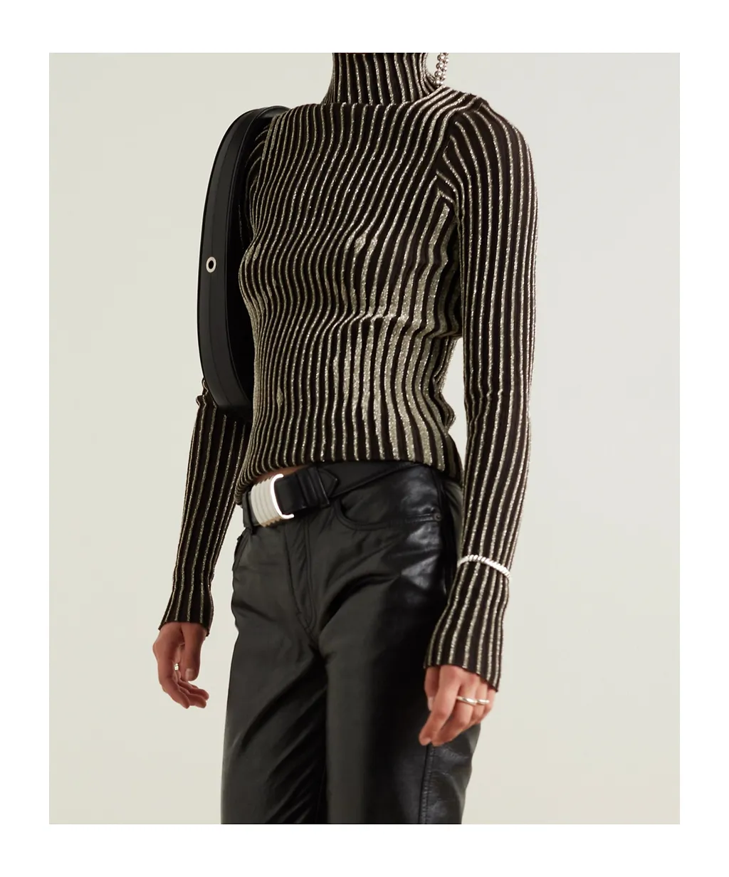 Long-Sleeved Knitted Shirt