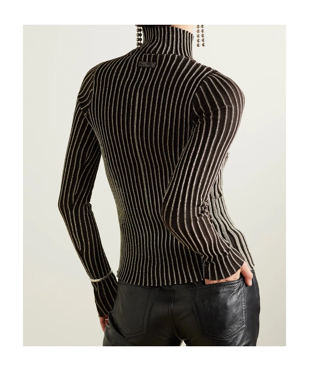 Long-Sleeved Knitted Shirt