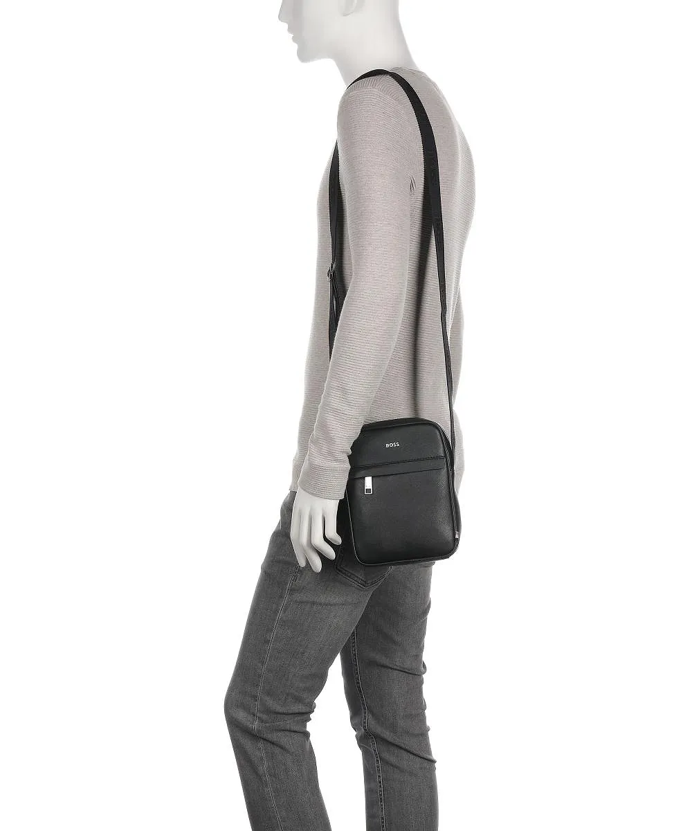 Hugo Boss Logo Detailed Zipped Messenger Bag