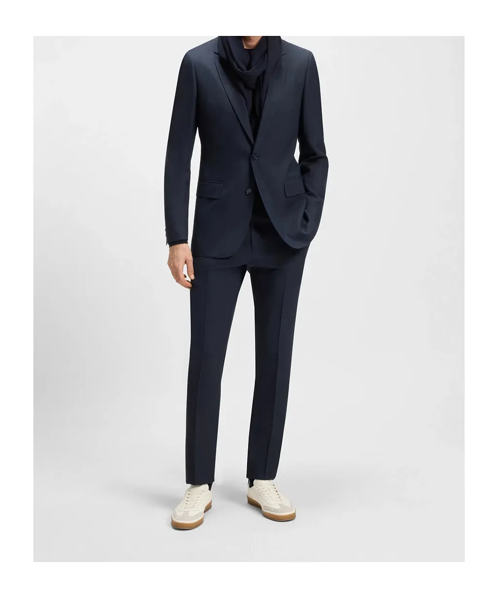 Long-Sleeved Suit