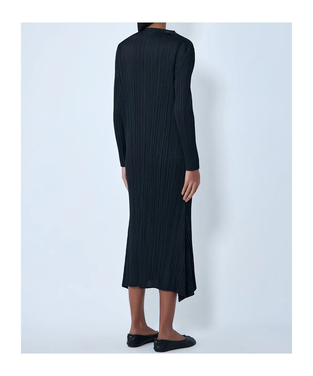 Ole! High-Neck A-Line Midi Dress