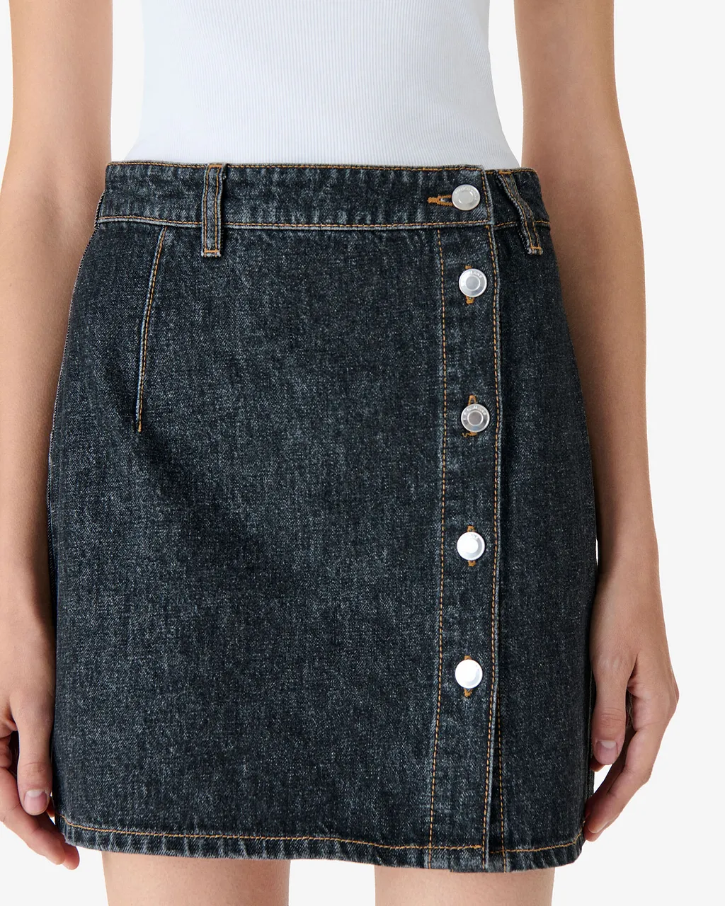 Iro Button-Front Mini Skirt