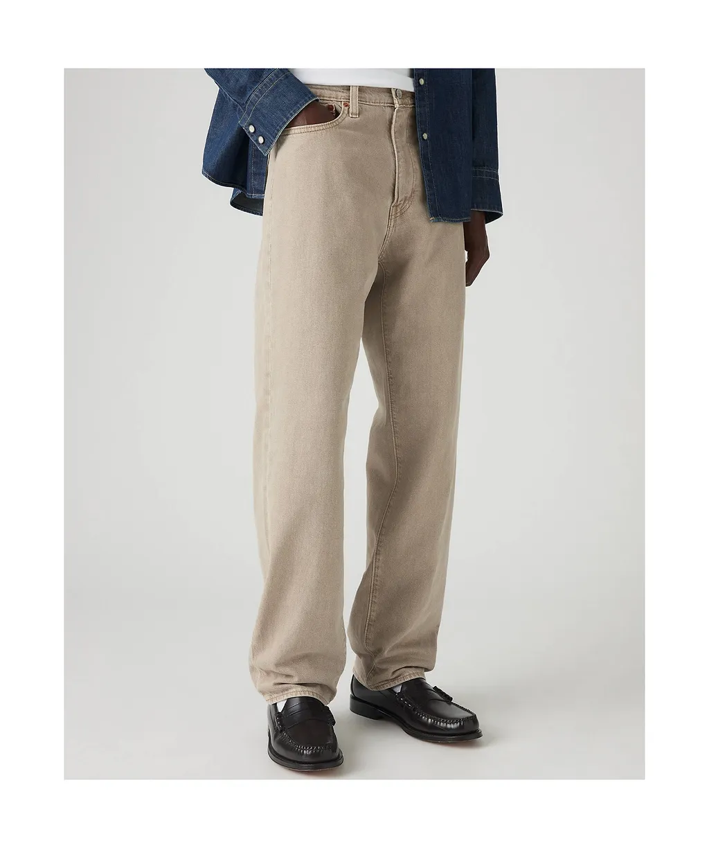 Levi's Logo Patch Straight Leg Jeans