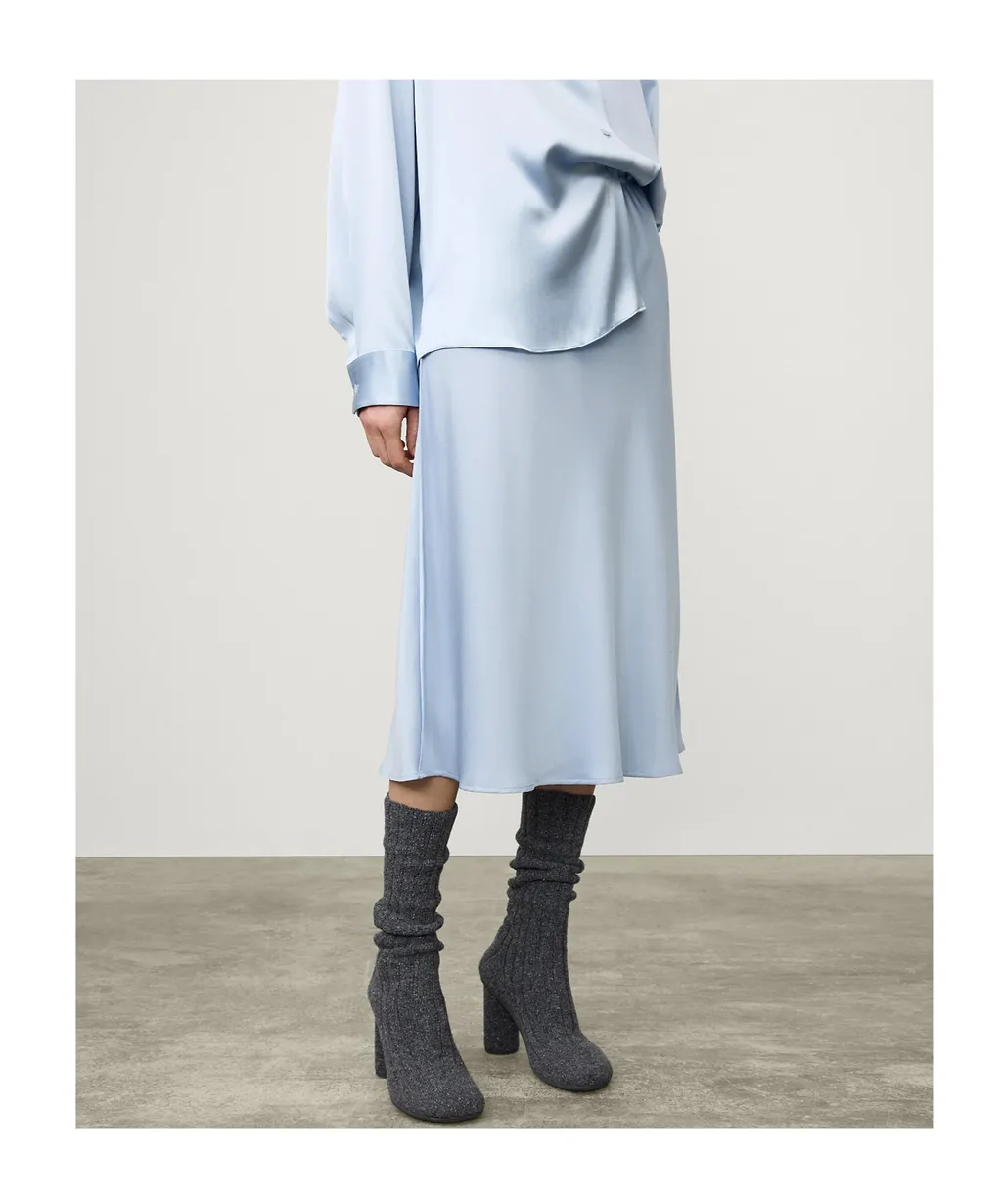 Elastic Waist Midi Skirt