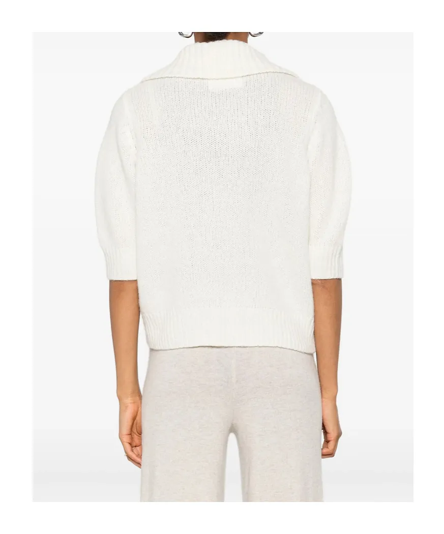 Wide-Collar V-Neck Jumper