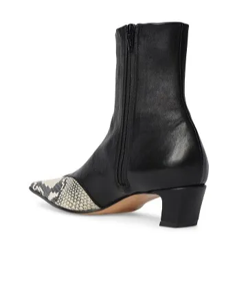 Nevada Pointed Ankle Boots