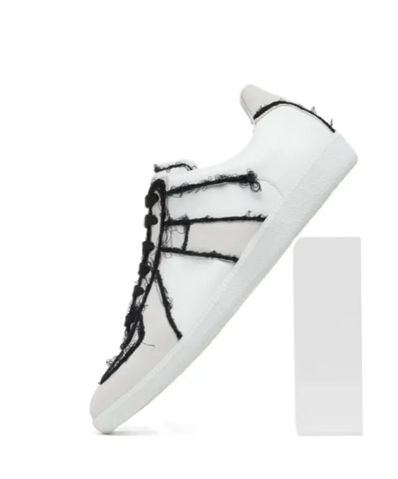 Replica Sneaker Embroidery