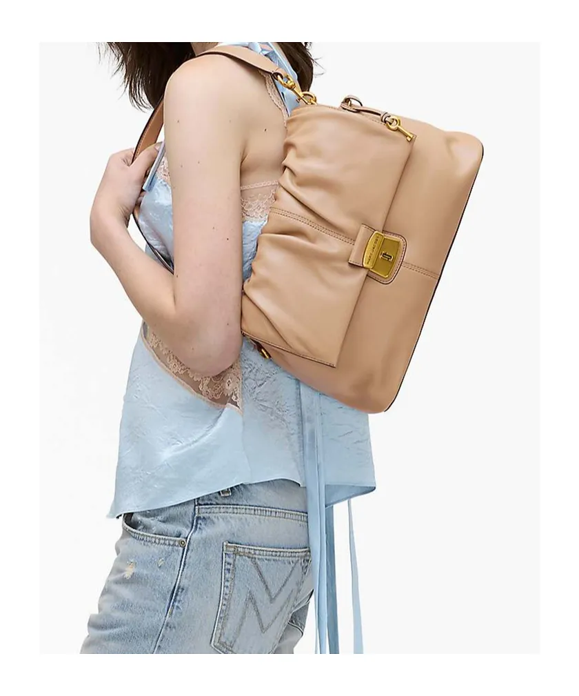 Marc Jacobs The Cristina Messenger Bag