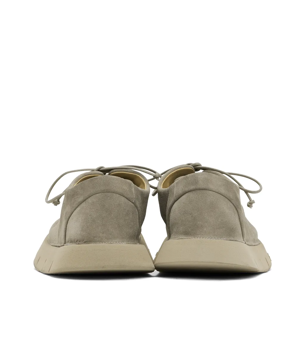 Taupe Intagliata Derbys