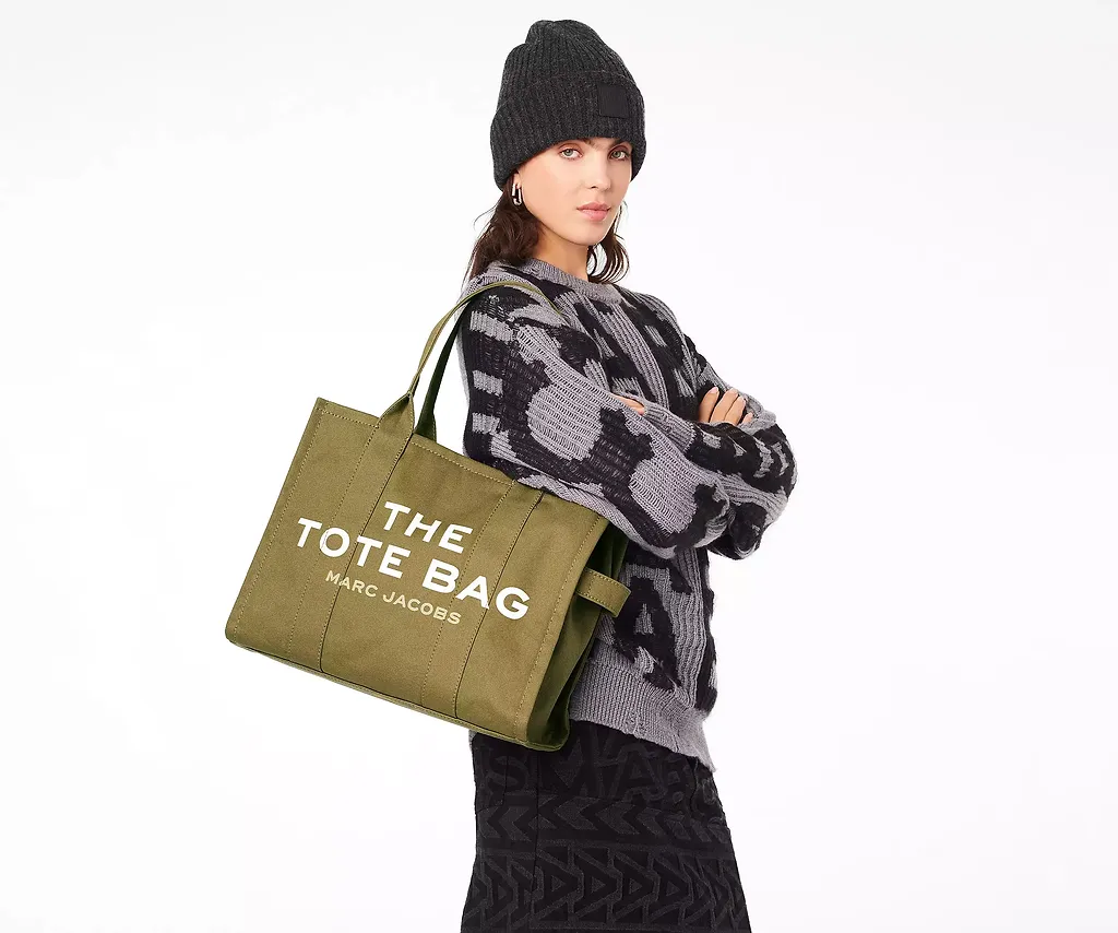 Marc Jacobs The Large Tote Bag