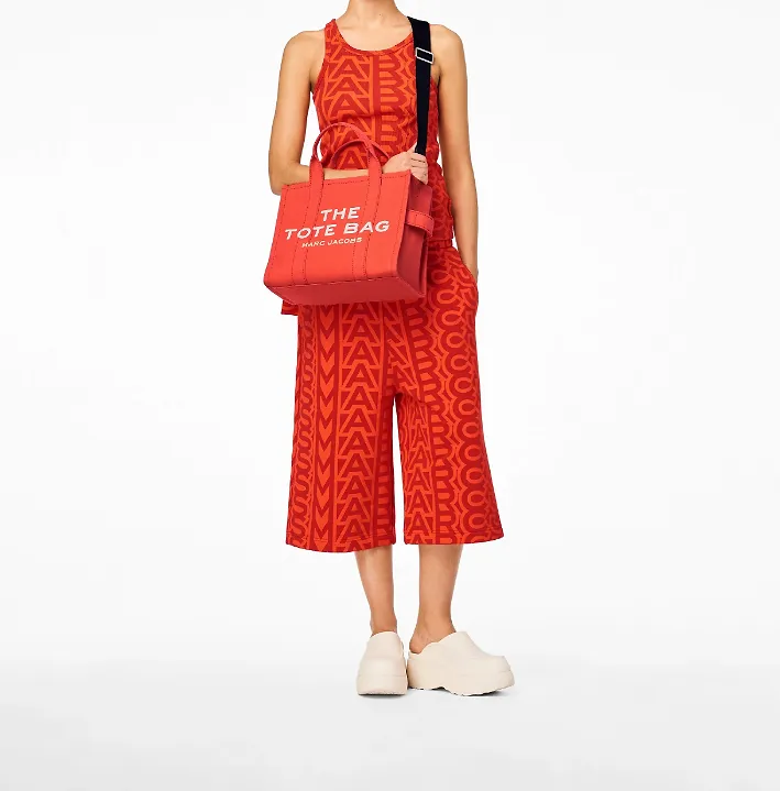 Marc Jacobs The Medium Tote Bag