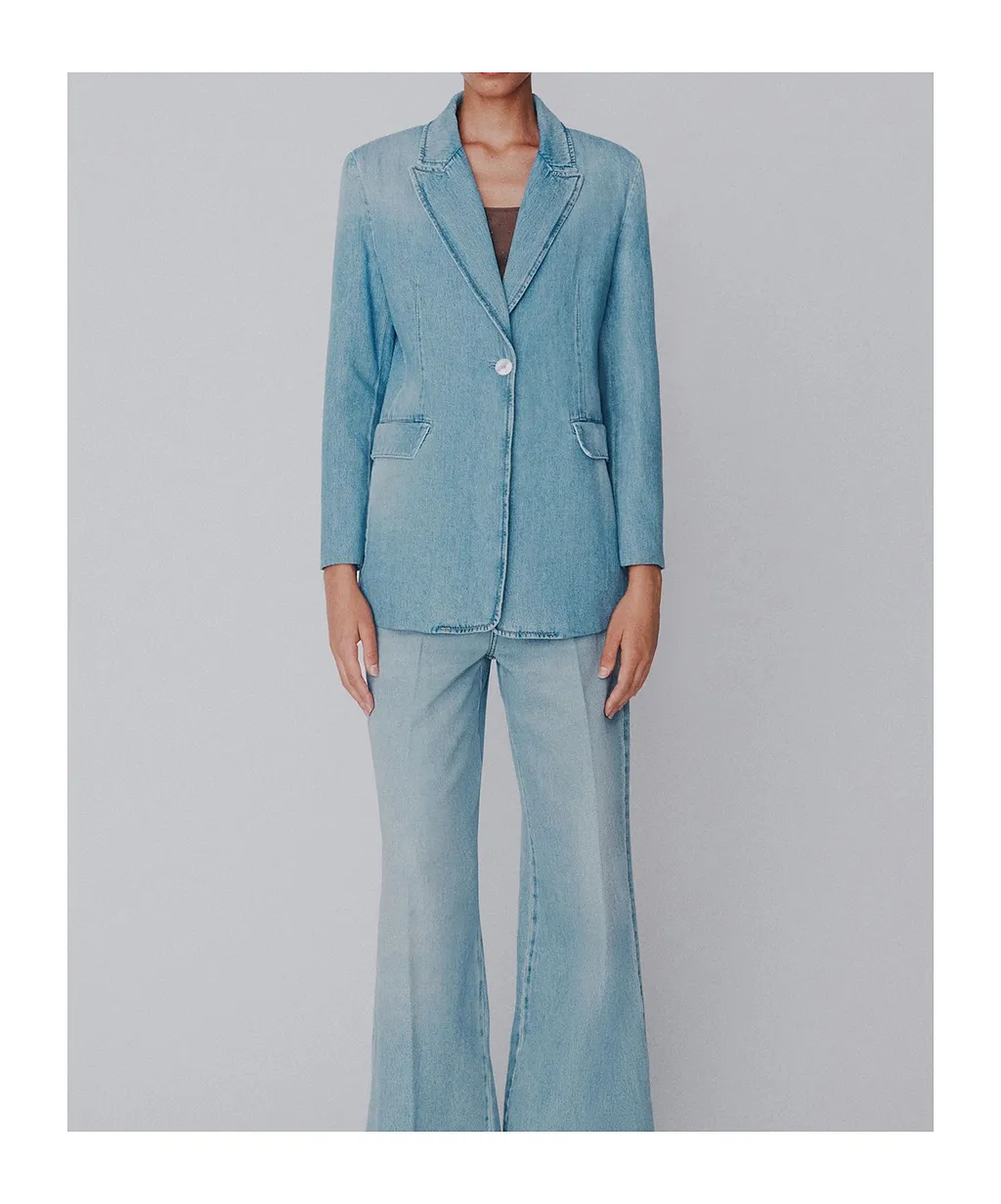 Light Denim Blazer - Blue Jeans