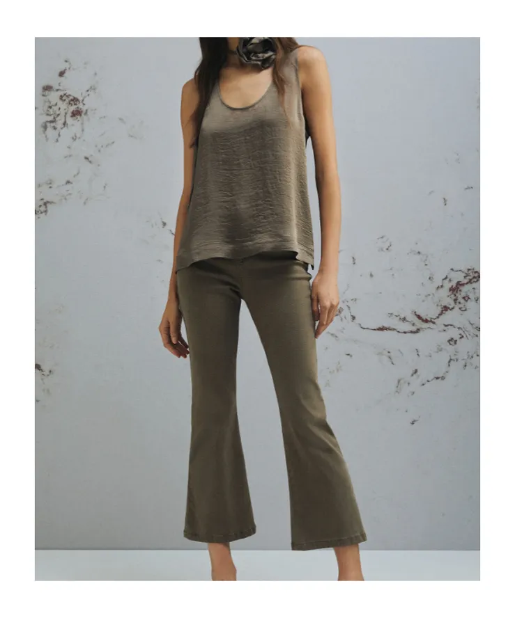 Top With Matching Flower - Brown