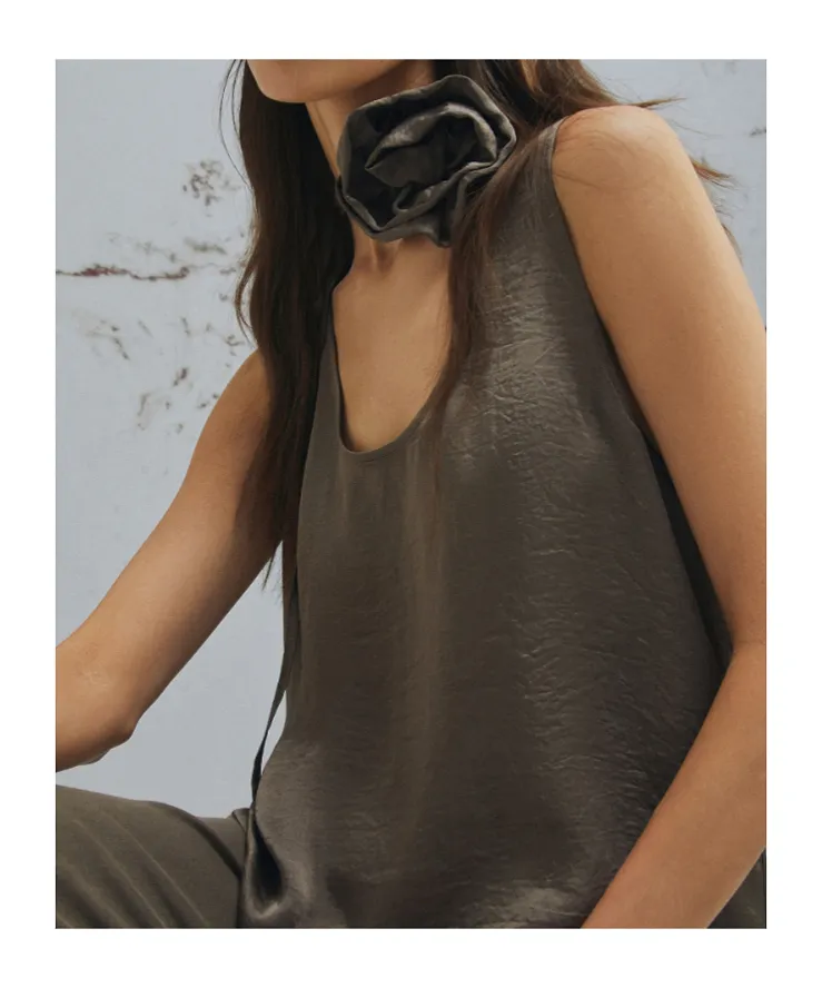 Top With Matching Flower - Brown
