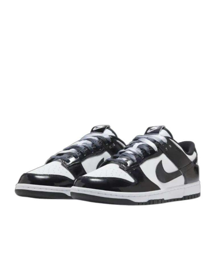 Dunk Low Se Panda Sneakers