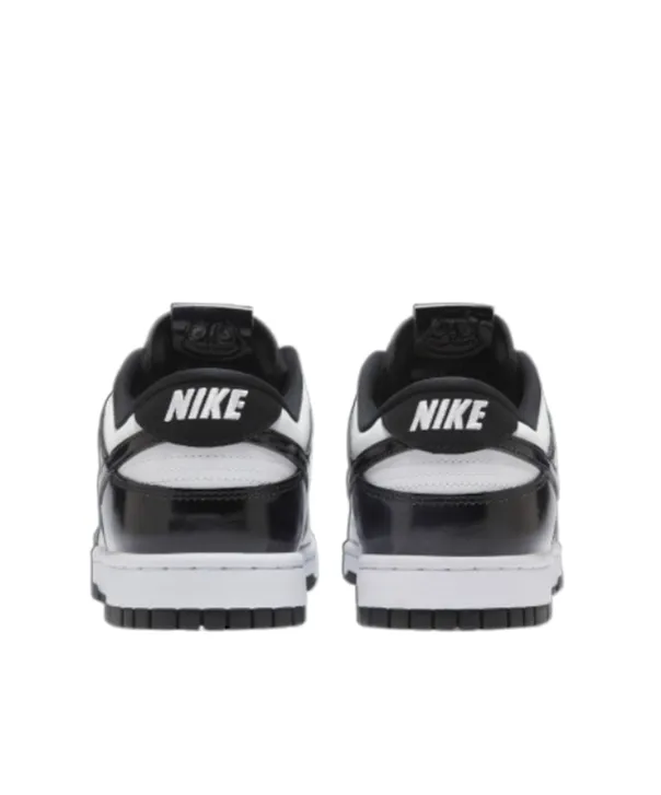 Dunk Low Se Panda Sneakers