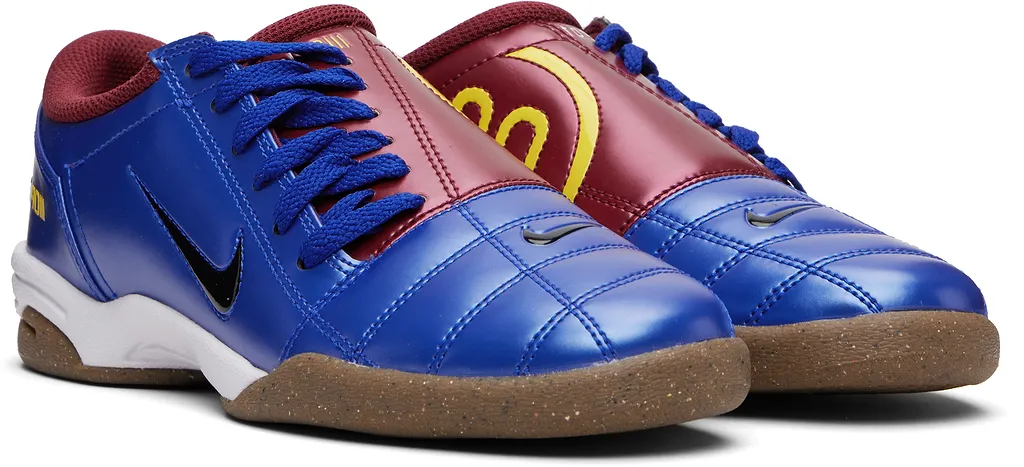 Nike Total 90 Lace-Up Sneakers