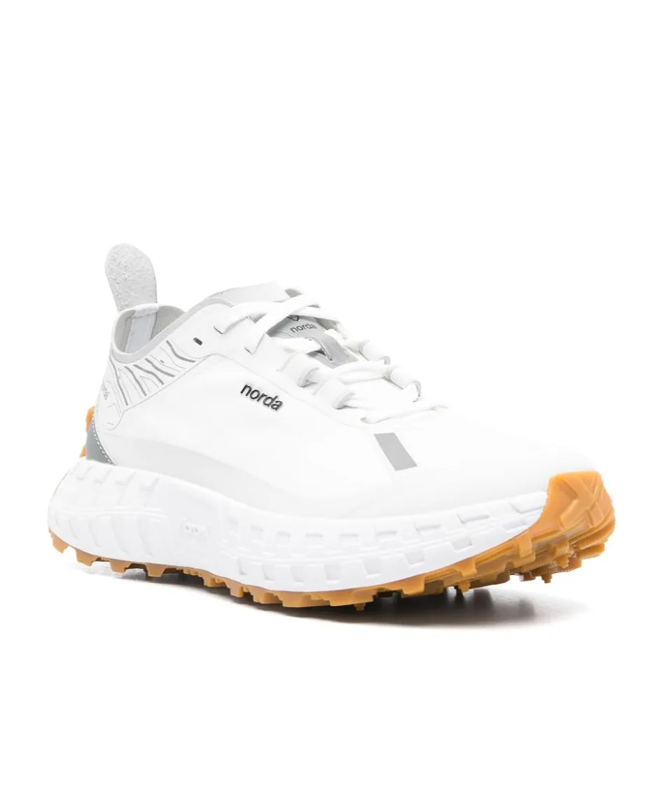 Round Head Low-Cut Sneakers