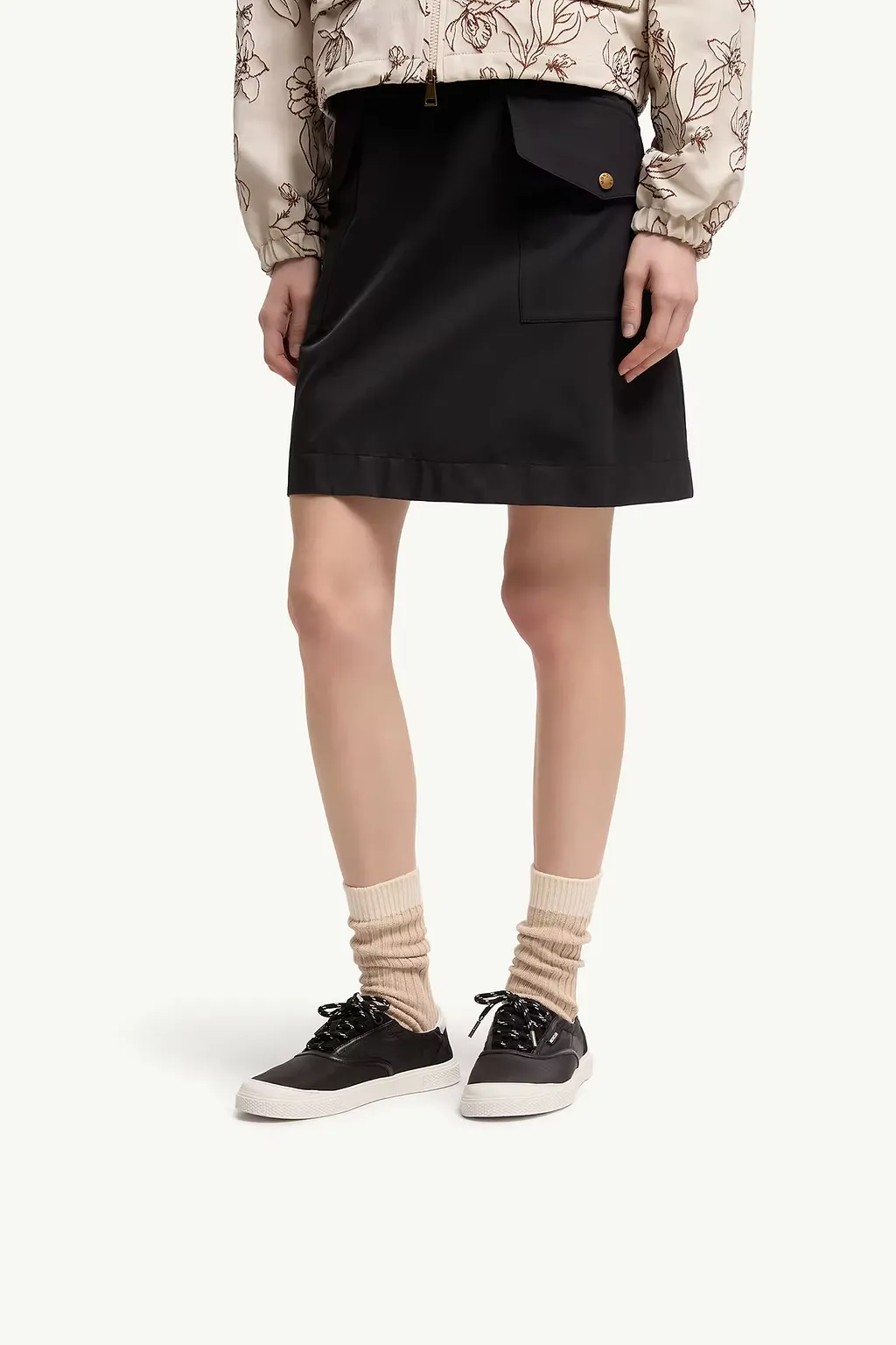 Vera Leisure Padded Sneakers